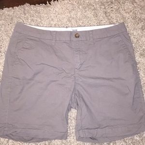 5” Old Navy Gray Khaki Shorts